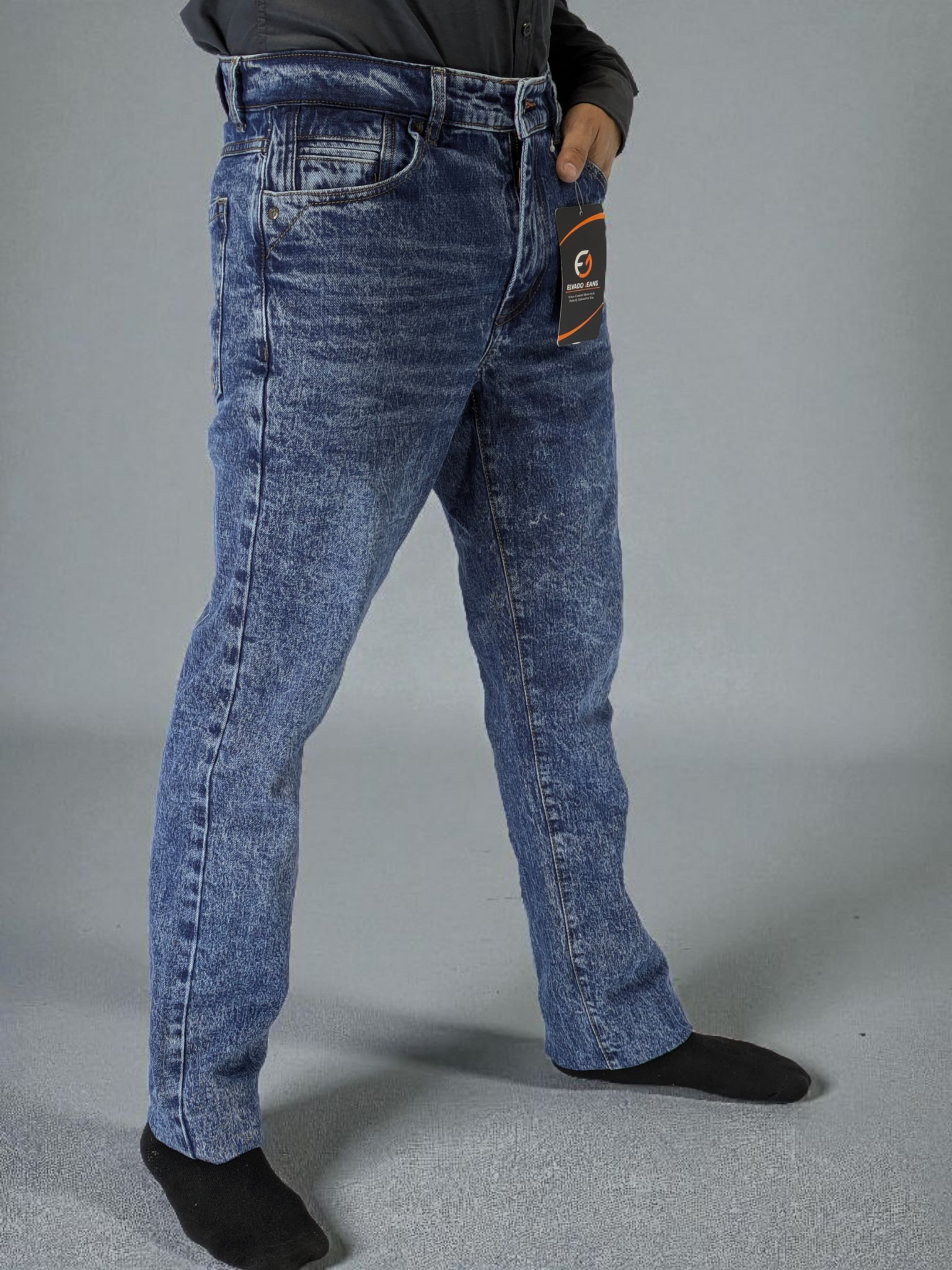 Dark indigo acid wash