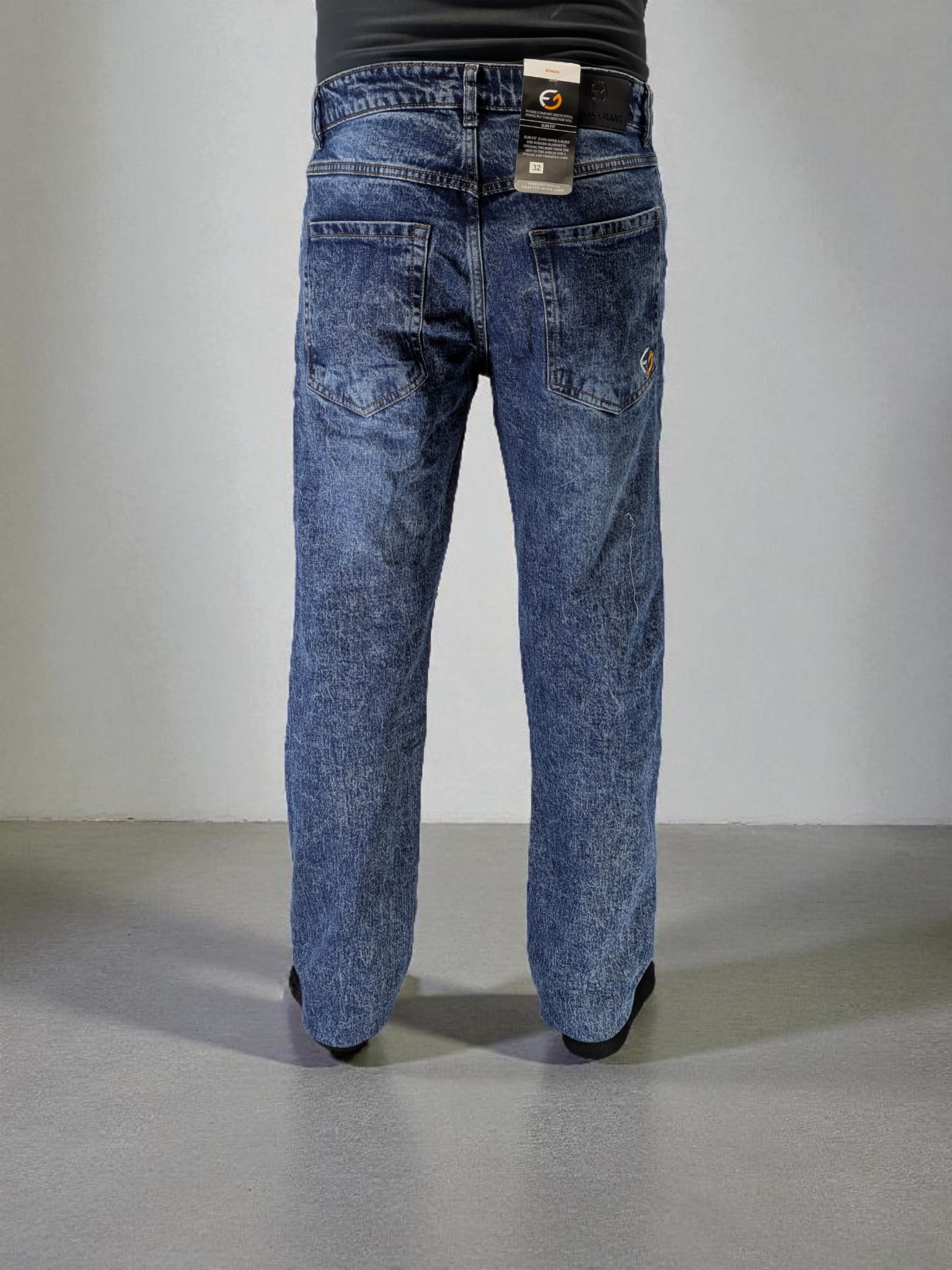 Dark indigo acid wash